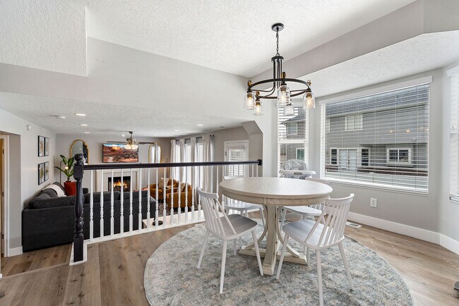 Building Photo - 1162 Cave Hollow Ln