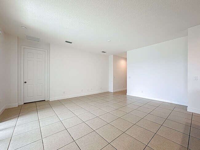 Building Photo - Hanover Lakes-2889 Nottel Drive St. Cloud