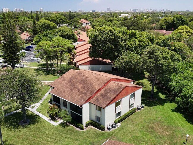 Building Photo - 4941 Sable Pine Cir