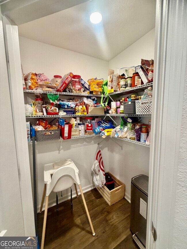 Building Photo - 90 Landing Blvd