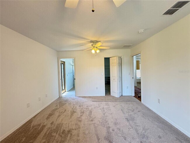 Building Photo - 21606 Rosewood Ct