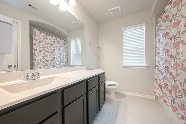 Building Photo - 20607 Enrique Dr