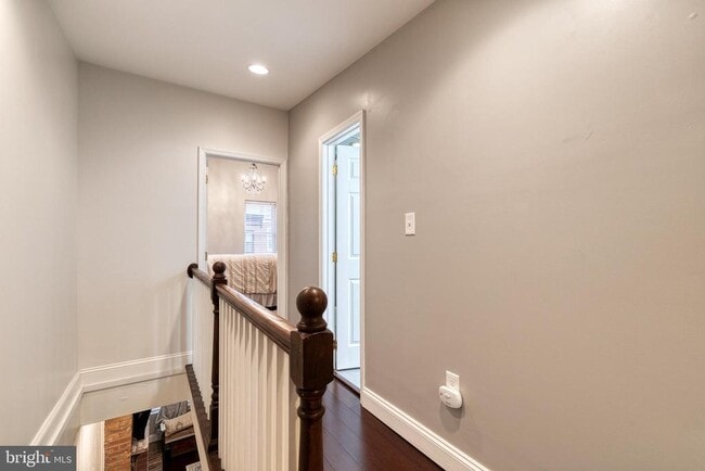 Building Photo - 1436 Reynolds St