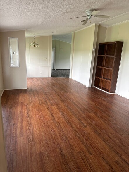 Building Photo - 3205 Eddy-Gatesville Pkwy