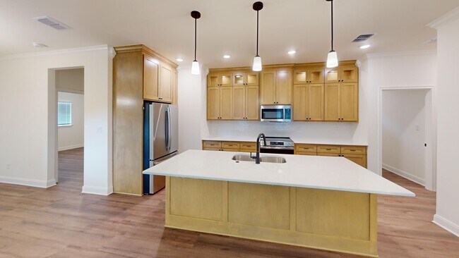 Building Photo - 6610 Bendale Dr
