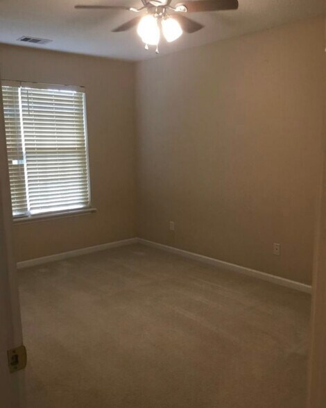 3rd bedroom - 2020 Glennfield Ln
