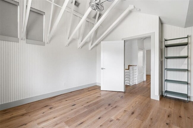 Building Photo - 141 Giralda Blvd NE