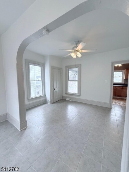 Building Photo - 10 Vannatta St