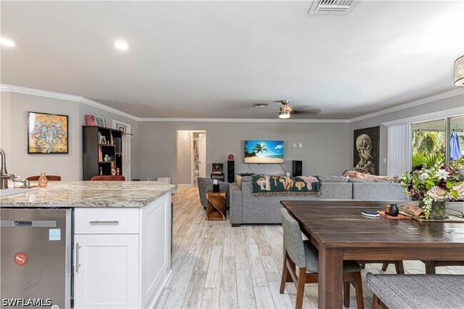 Building Photo - 117 Big Springs Dr