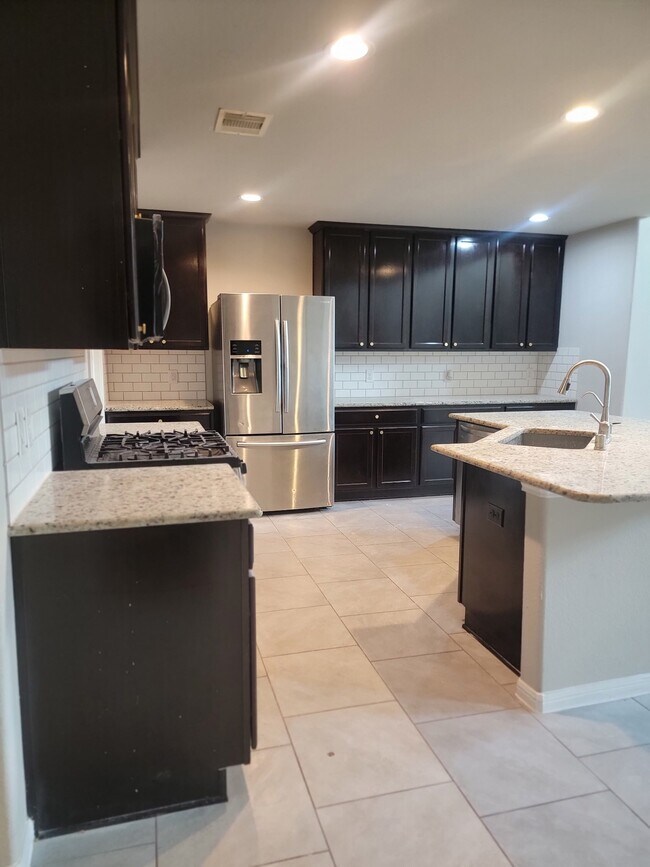 Building Photo - 6919 Kingsford Gable Ct