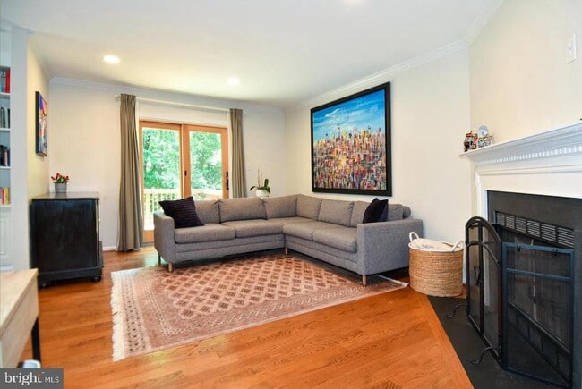 Building Photo - 5920 Langton Dr