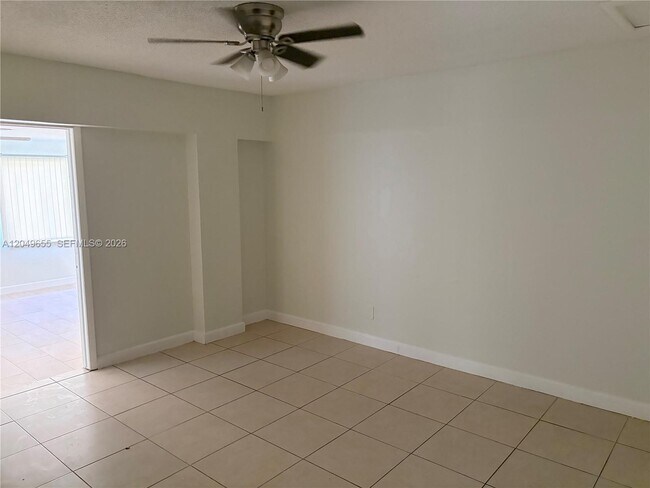 Building Photo - 5853 McKinley St