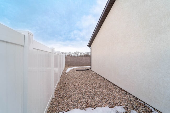 Building Photo - 1825 N Lund Hwy