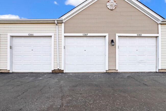 Building Photo - 138 Bertram Dr