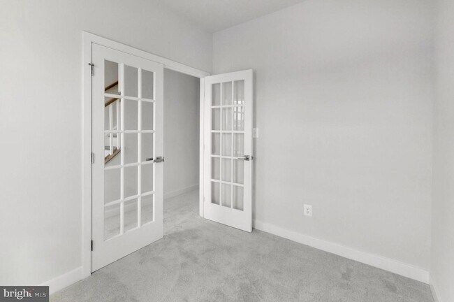 Building Photo - 14024 Sunrise Valley Dr