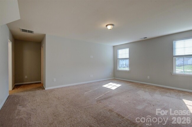 Building Photo - 16125 Hammersmith Farm Dr