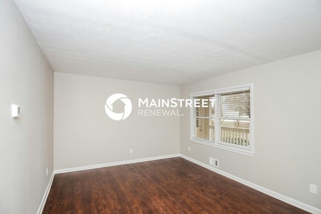 Building Photo - 3 Bedroom Pet-Friendly Home in Powder Springs, GA with Main Street Renewal