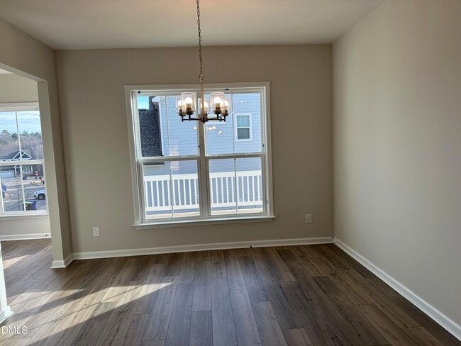 Building Photo - 11 Allgood St