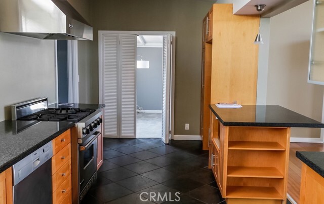 Building Photo - 475 Cliff Dr