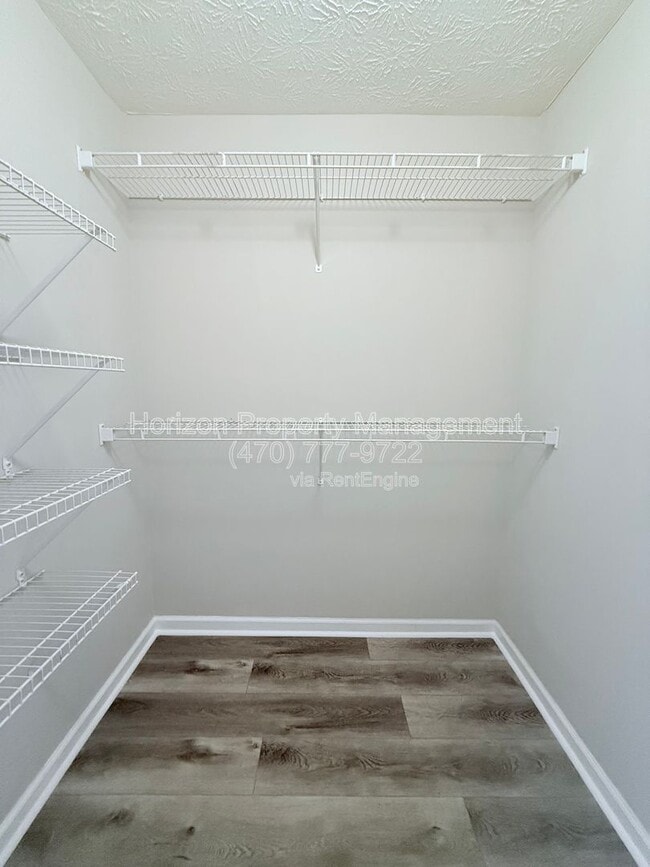 Building Photo - 4275 Connick Way