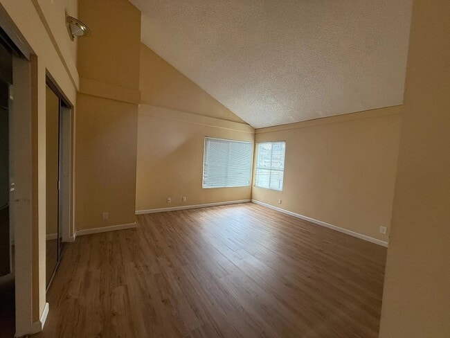 Building Photo - 11 Woodhollow