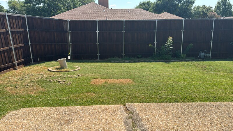Building Photo - 1604 Elk Grove Dr