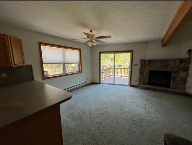 Building Photo - 23 Tennyson Cir