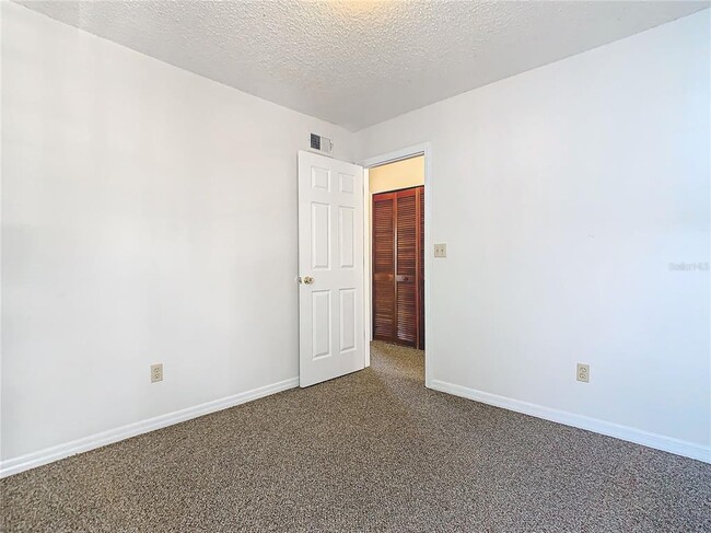 Building Photo - 2721 N Poinciana Blvd