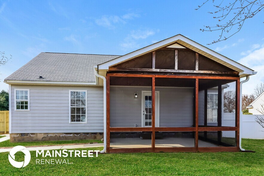 Building Photo - 4275 Cochran Rd