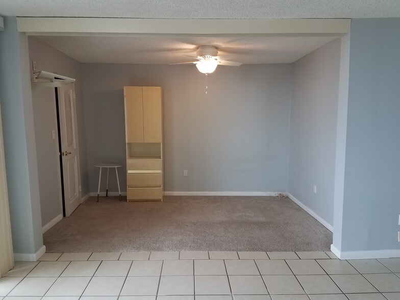 Building Photo - 100 S Berkley Sq