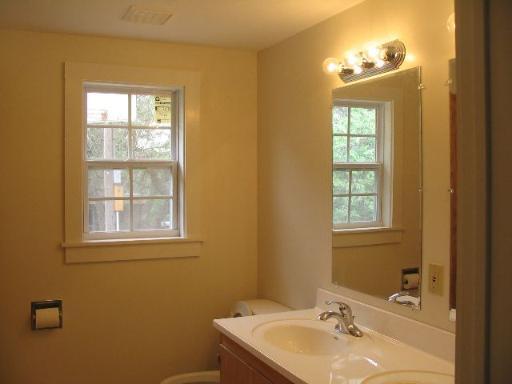 Building Photo - 1144 Canyon Bend