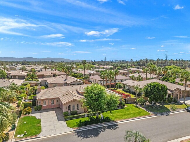 Building Photo - 57806 Cantata Dr