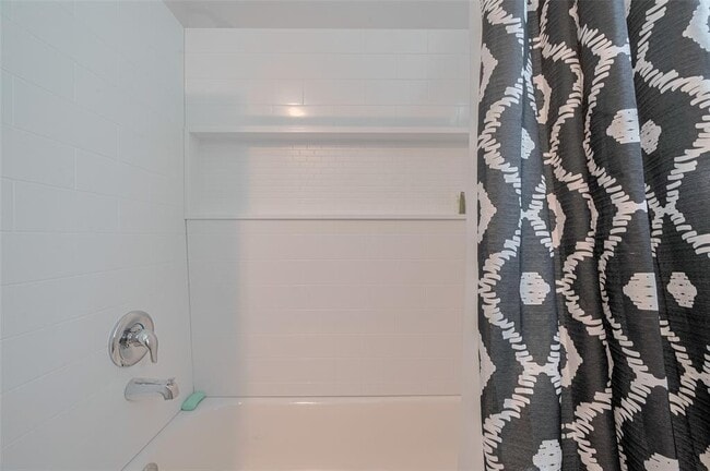 Building Photo - 5214 Briana Dee Dr
