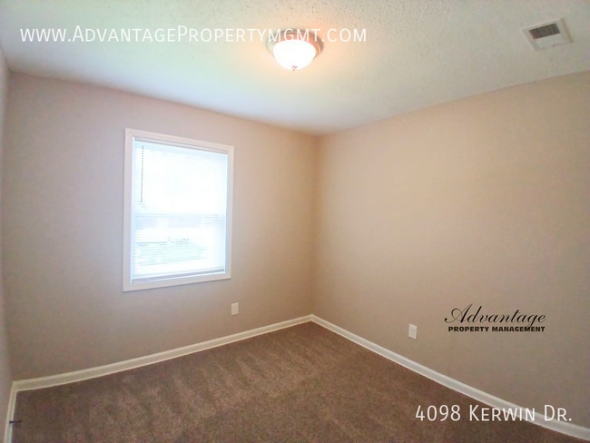 Building Photo - 4098 Kerwin Dr
