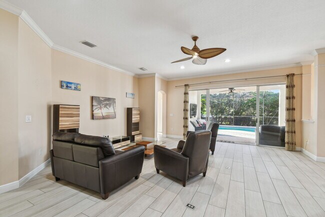 Building Photo - 11909 Mandevilla Ct