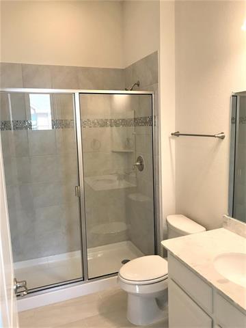 Building Photo - 6924 Royal View Dr