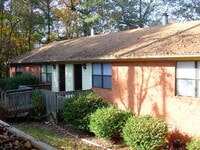Building Photo - 2 Bedroom Duplex in Watkinsville!
