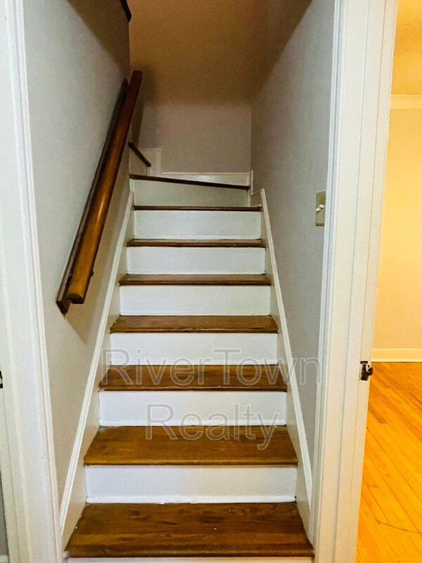 Building Photo - 3558 Poplar Ave