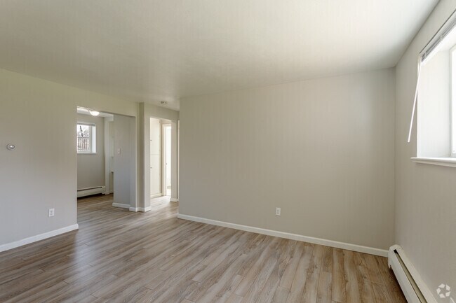 1BR, 1BA - 650 SF - Jellison Apartments