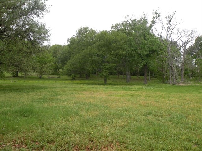 Building Photo - 785 Bader Dr
