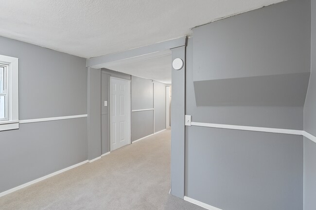 Building Photo - Turnkey Northside Duplex – Fully Renovated...