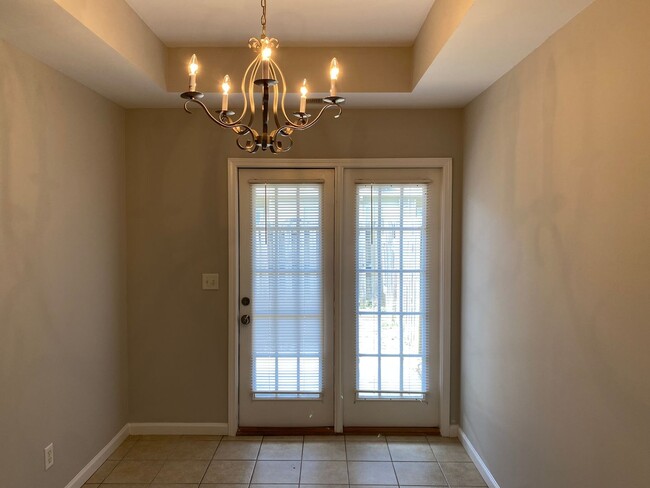 Building Photo - Townhome for Rent in Bessemer! Available t...