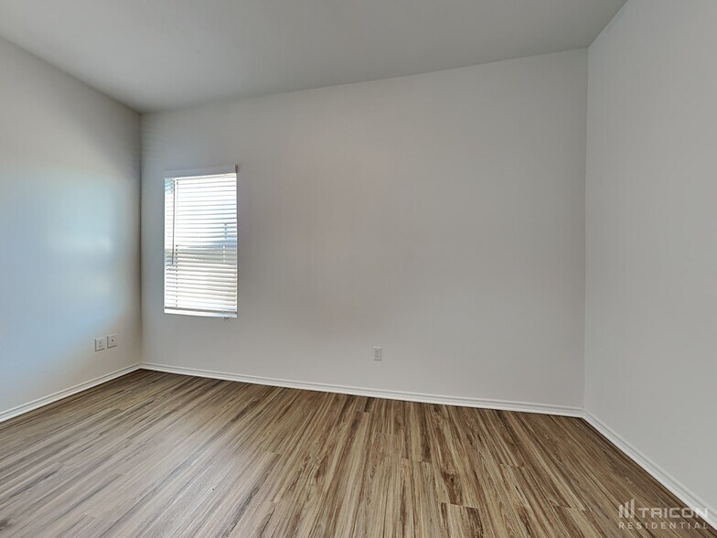 Building Photo - 108 Mica Trl