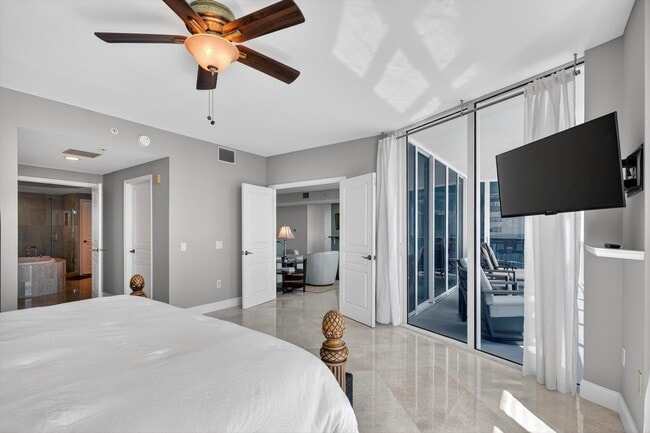 Building Photo - 801 Briny Ave