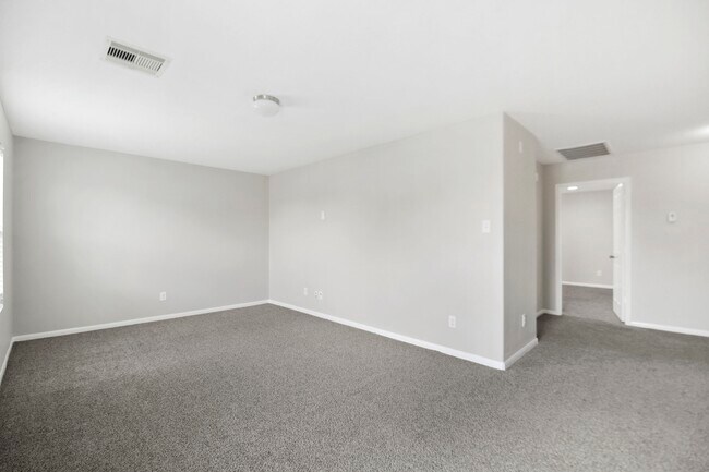 Building Photo - 9820 Lace Flower Way