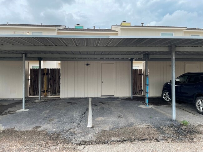 Building Photo - The Gardens Condos