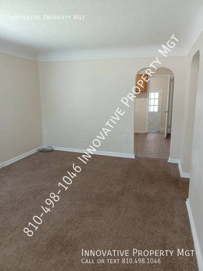 Building Photo - 2758 Brown St