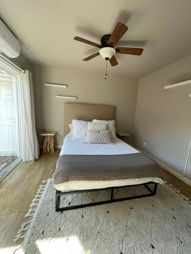 Building Photo - 6421 Carthage St