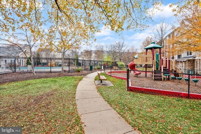 Building Photo - 13363 Connor Dr