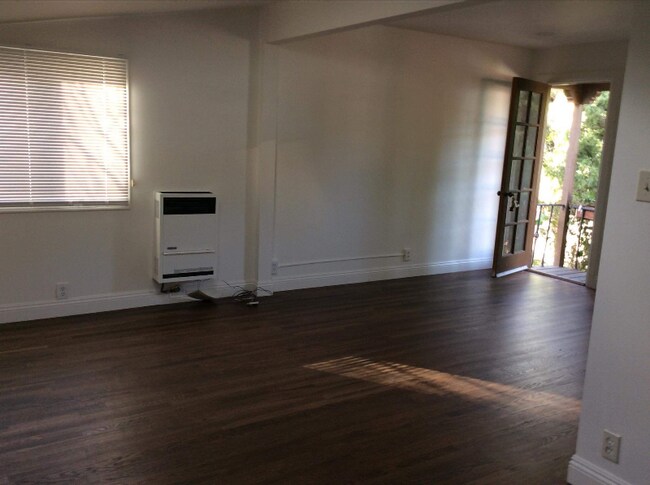 Building Photo - 359 Heather Heights Ct